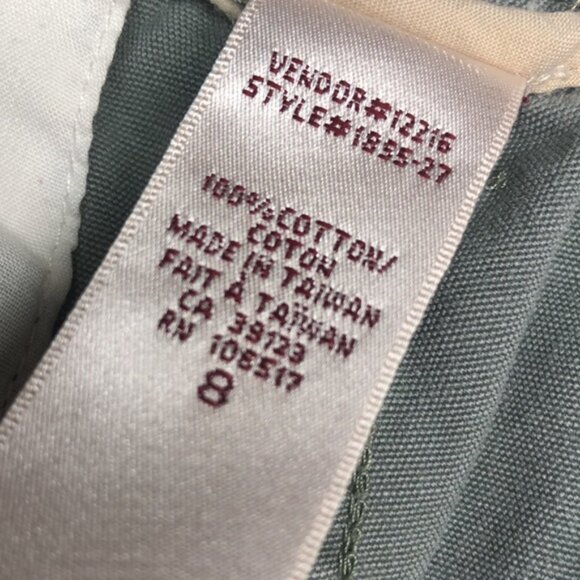 NORTHERN REFLECTIONS HIGH-RISE CROP KHAKIS 8/29x22 ⭐️ - Picture 3 of 13